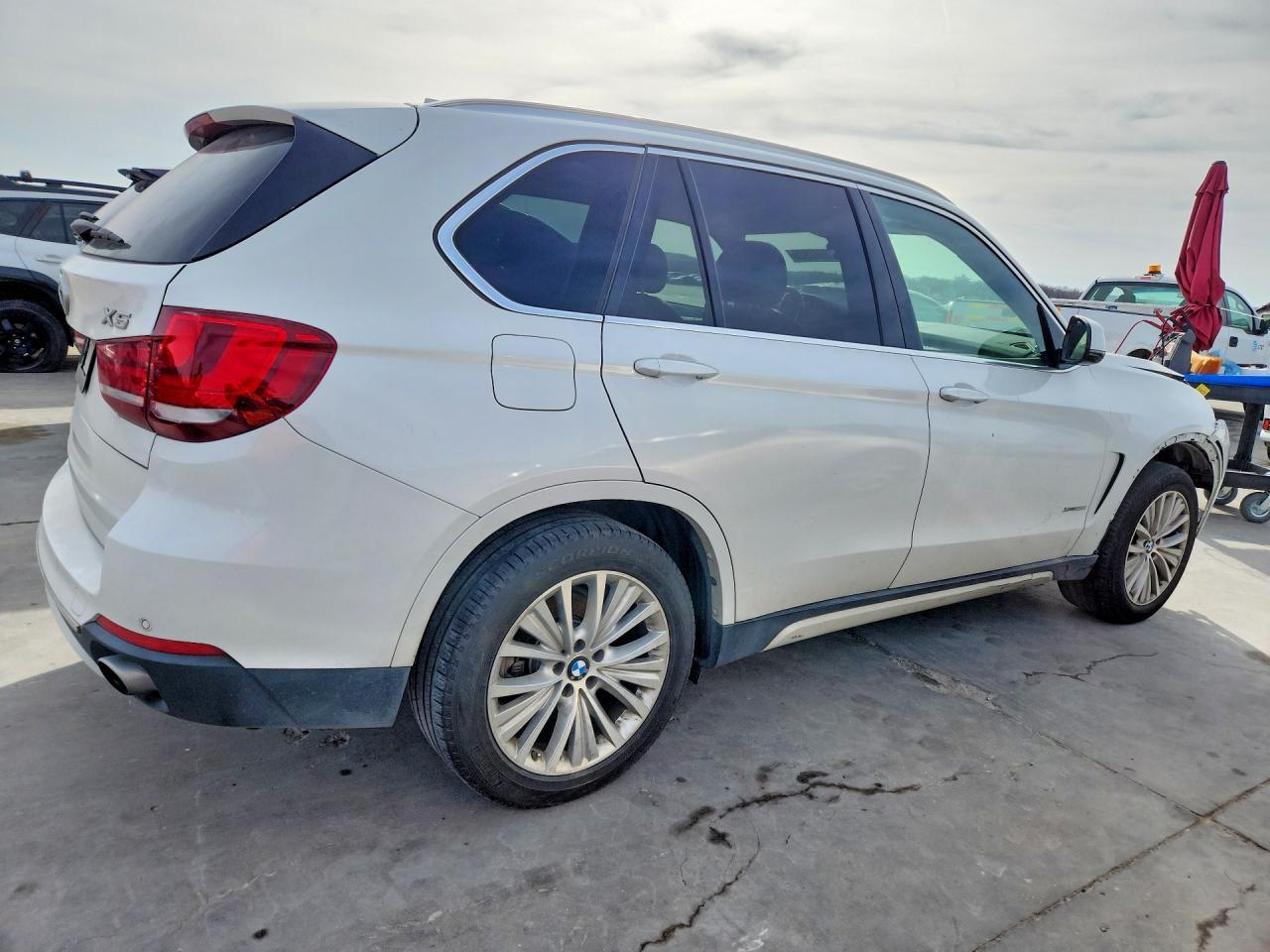 2016 BMW X5 xDrive35I Luxury - Фото 3