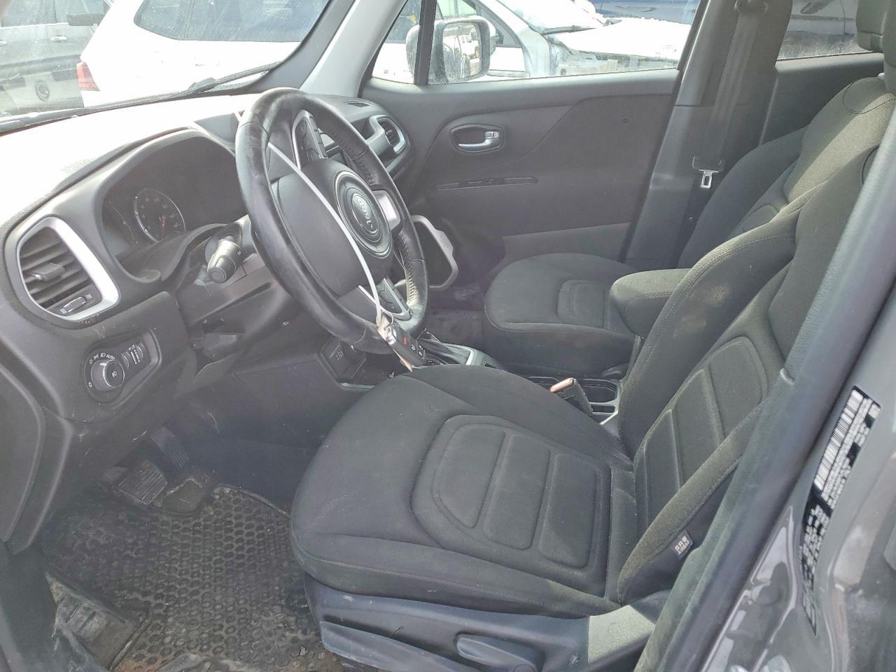 2020 Jeep Renegade Latitude - Image 7
