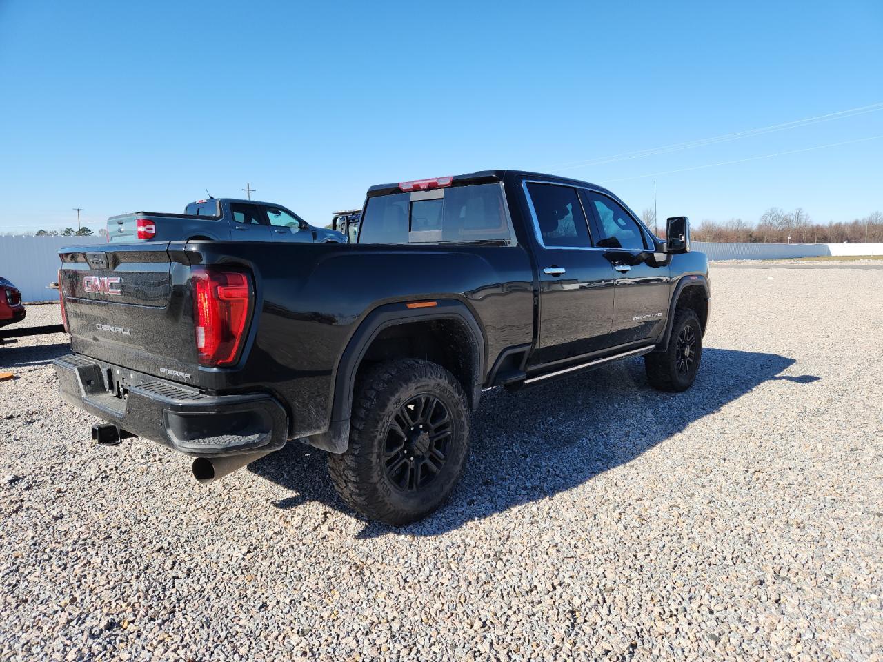 2023 GMC Sierra K2500 Denali - Фото 3