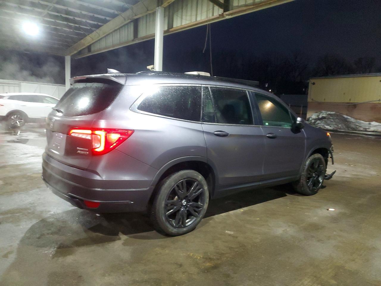 2022 Honda Pilot Se - Image 3