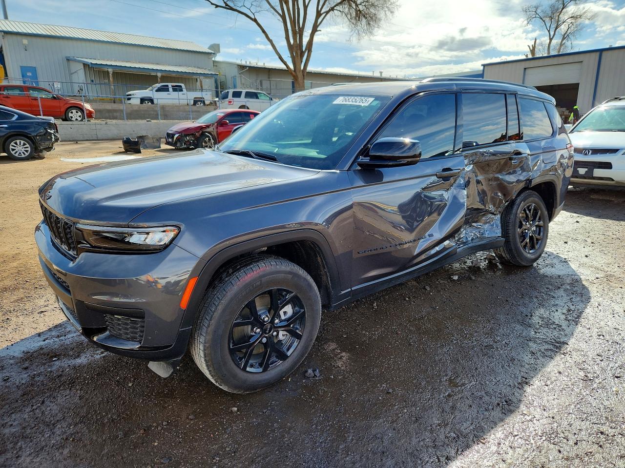 2025 Jeep Grand Cherokee L Laredo