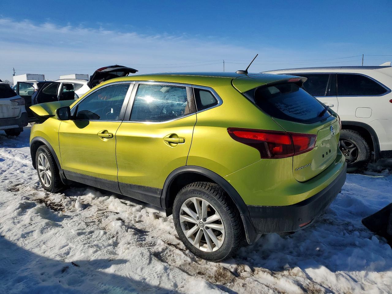 2019 Nissan Rogue Sport S - Фото 2