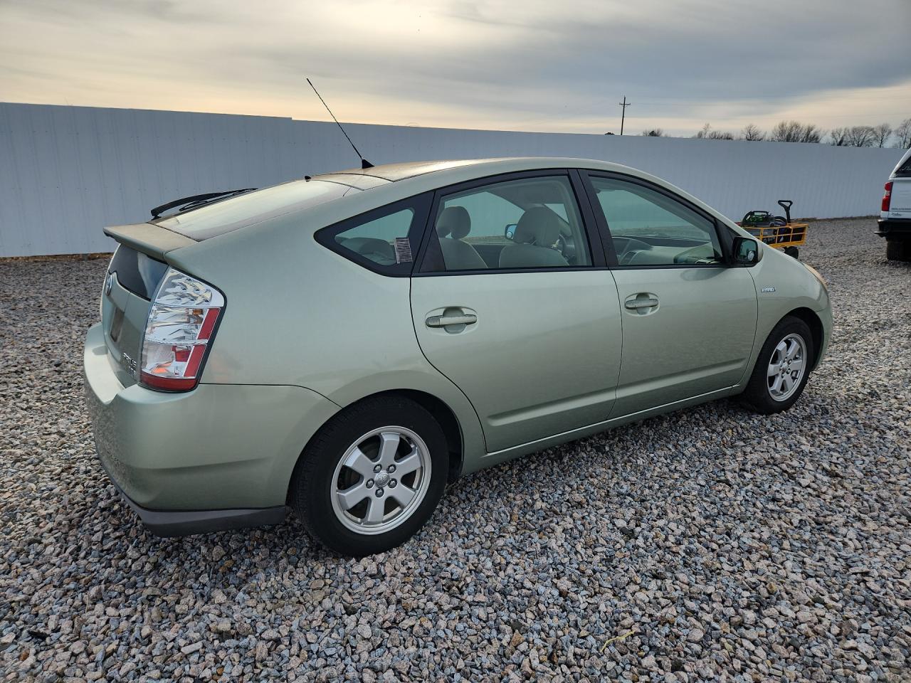 2008 Toyota Prius Standard - Image 3