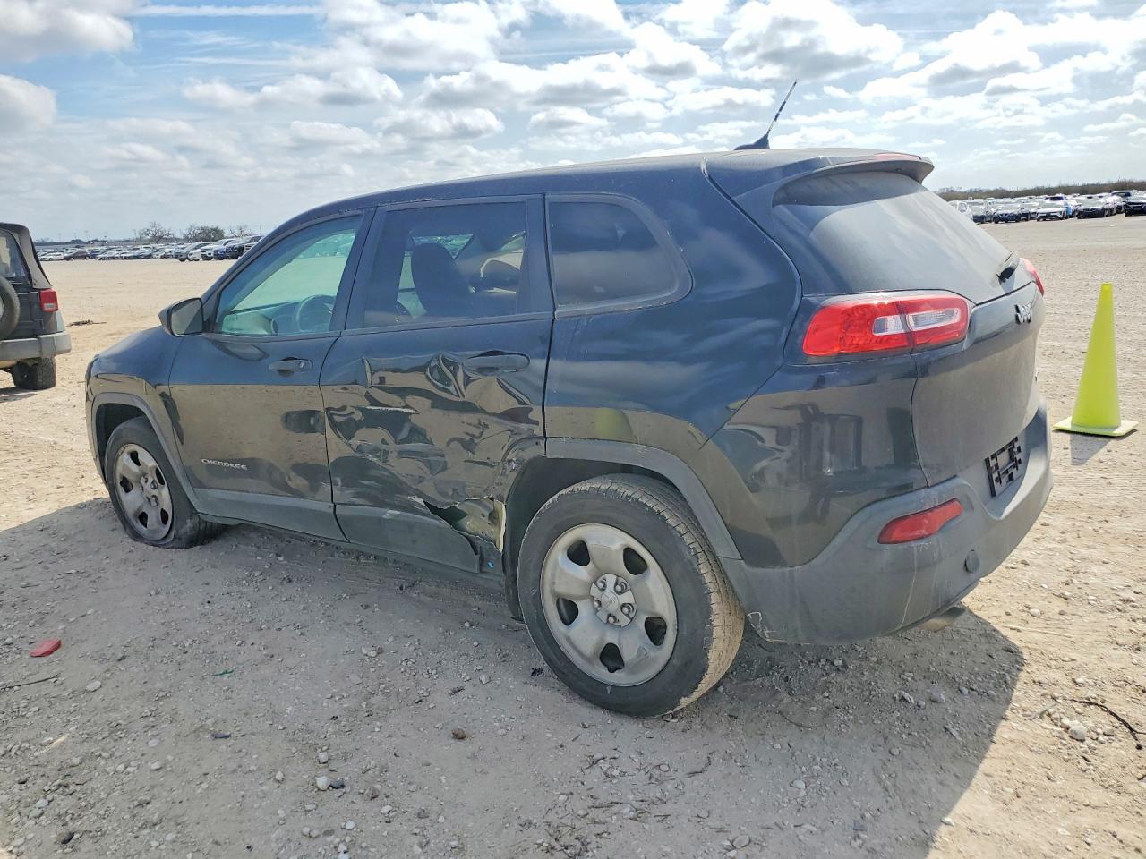 2016 Jeep Cherokee Sport - Image 2