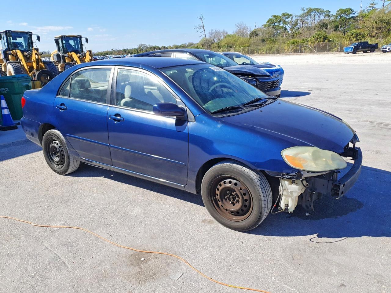 2003 Toyota Corolla Le - Image 4
