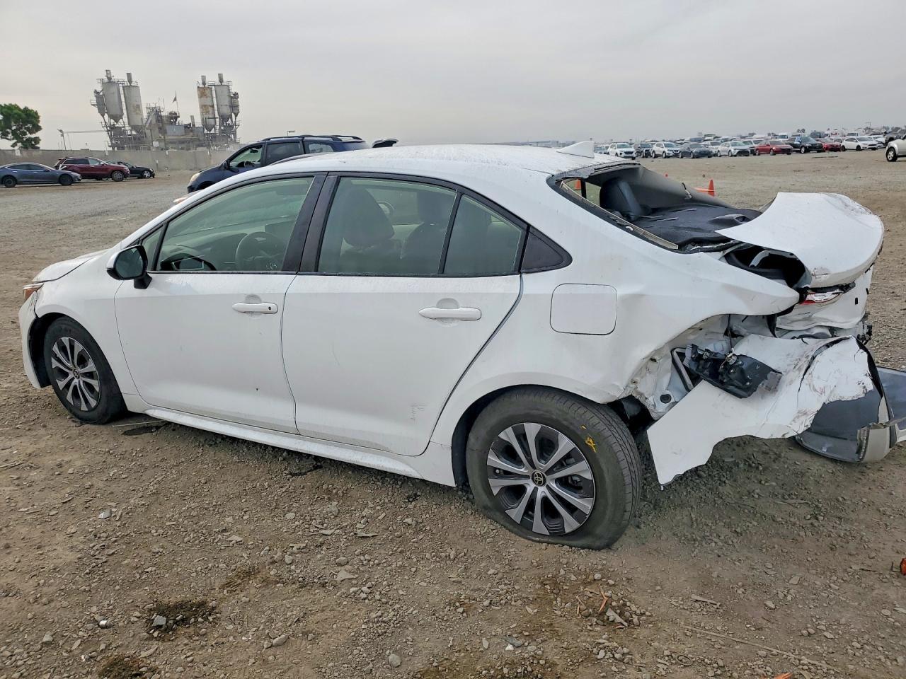 2022 Toyota Corolla Hybrid Le - Фото 2