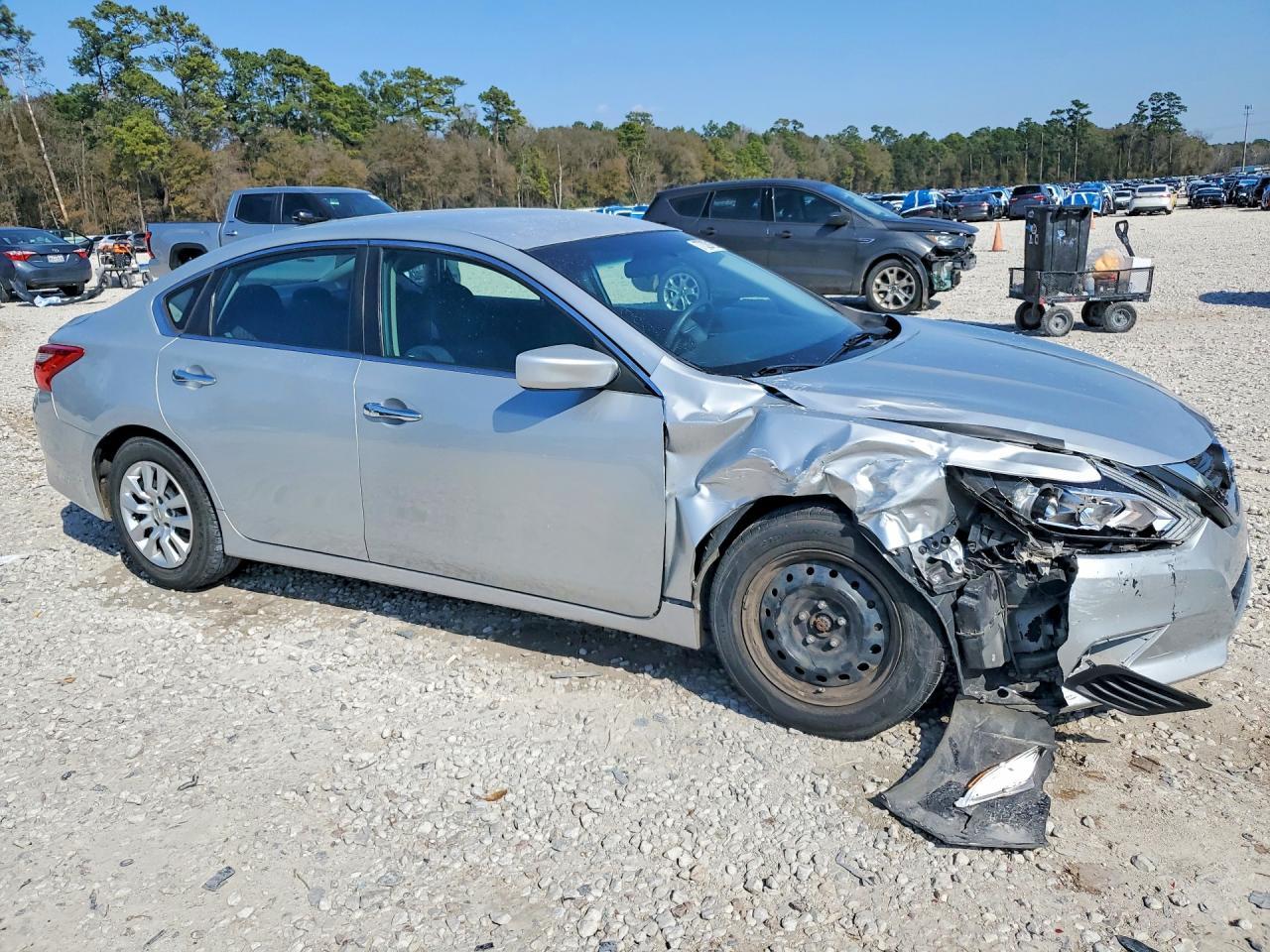 2016 Nissan Altima 2.5 S - Image 4