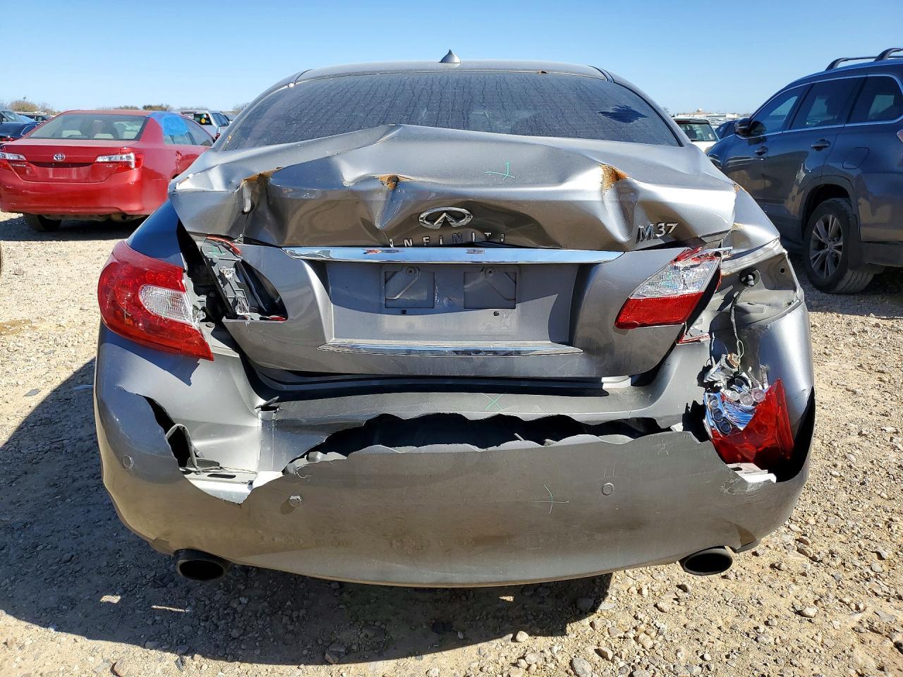 2013 Infiniti M37 Base - Фото 6