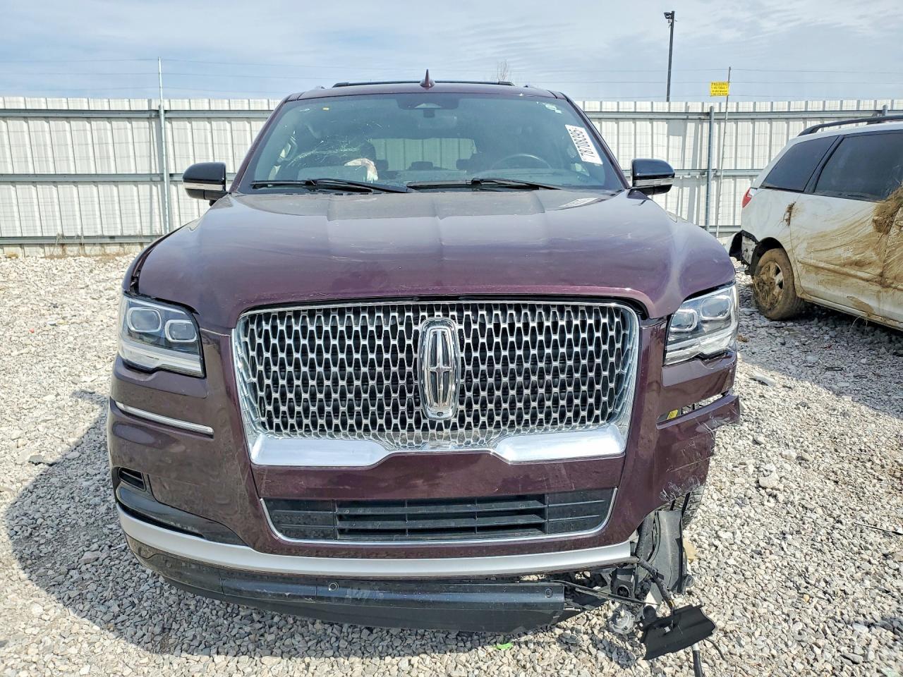 2023 Lincoln Navigator L Reserve - Image 5