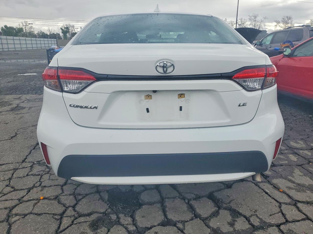 2022 Toyota Corolla Le - Image 6