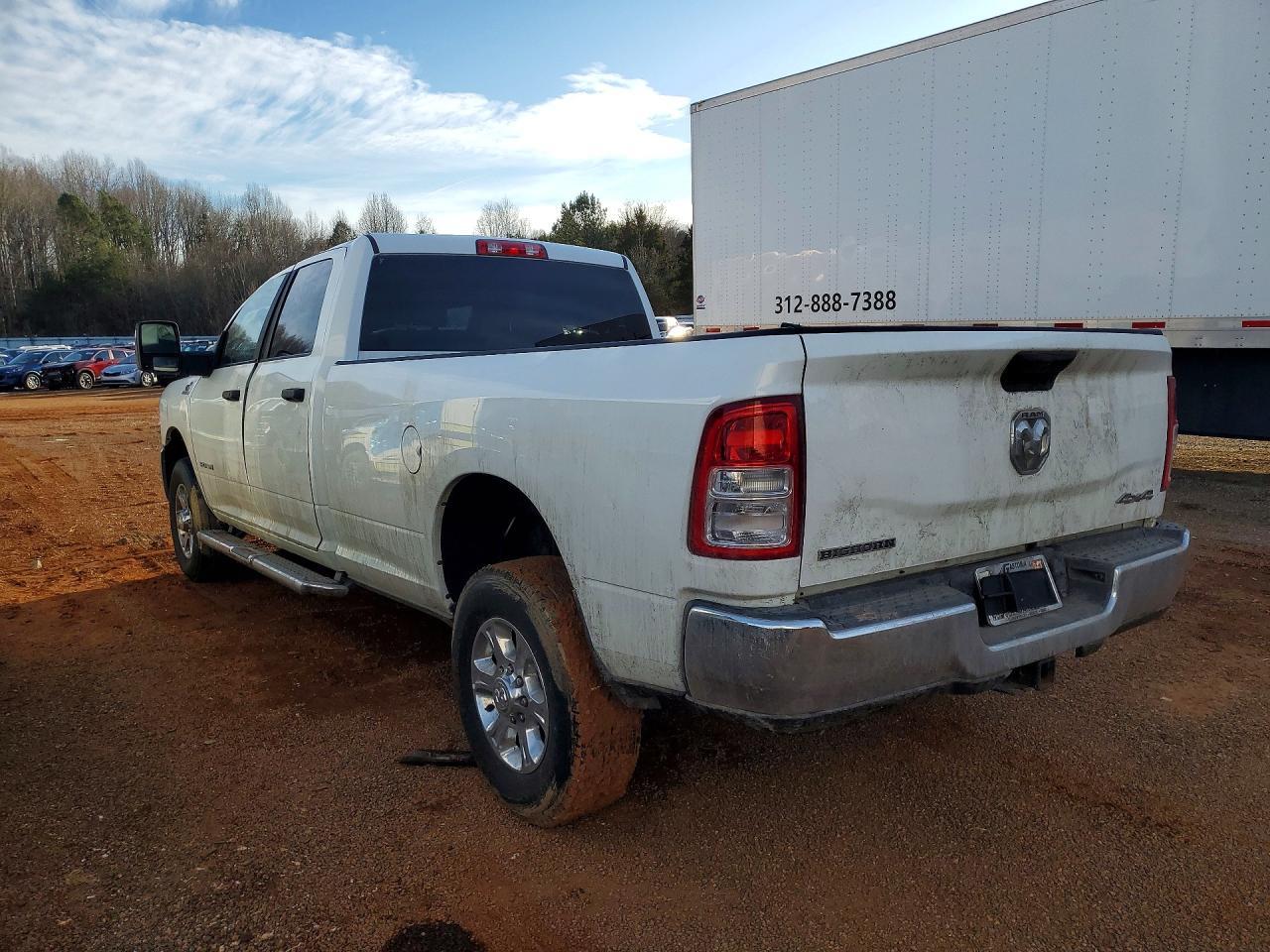 2024 Ram 3500 Big Horn - Фото 2