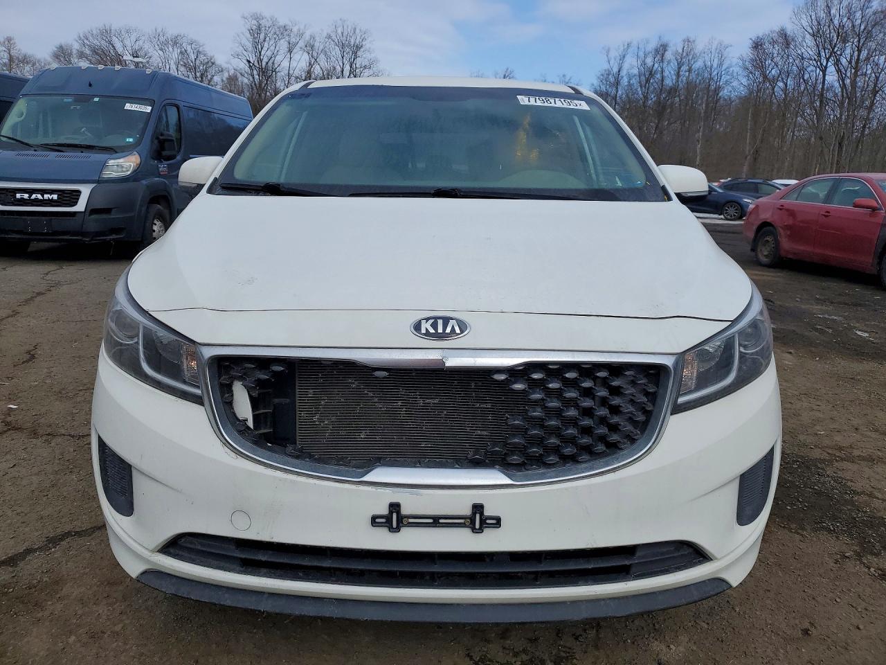2016 Kia Sedona Lx - Фото 5