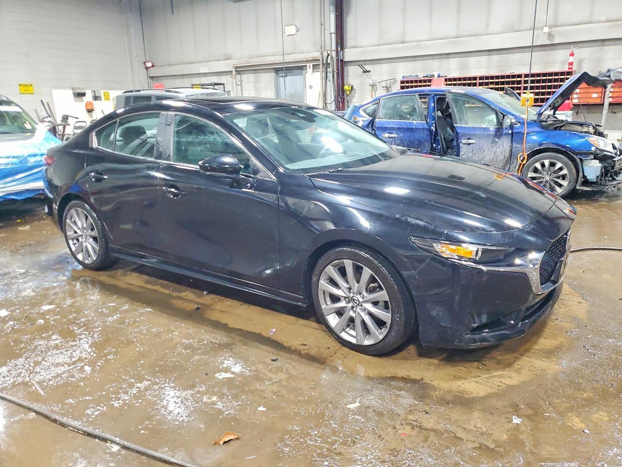 2021 Mazda 3 Preferred - Фото 4