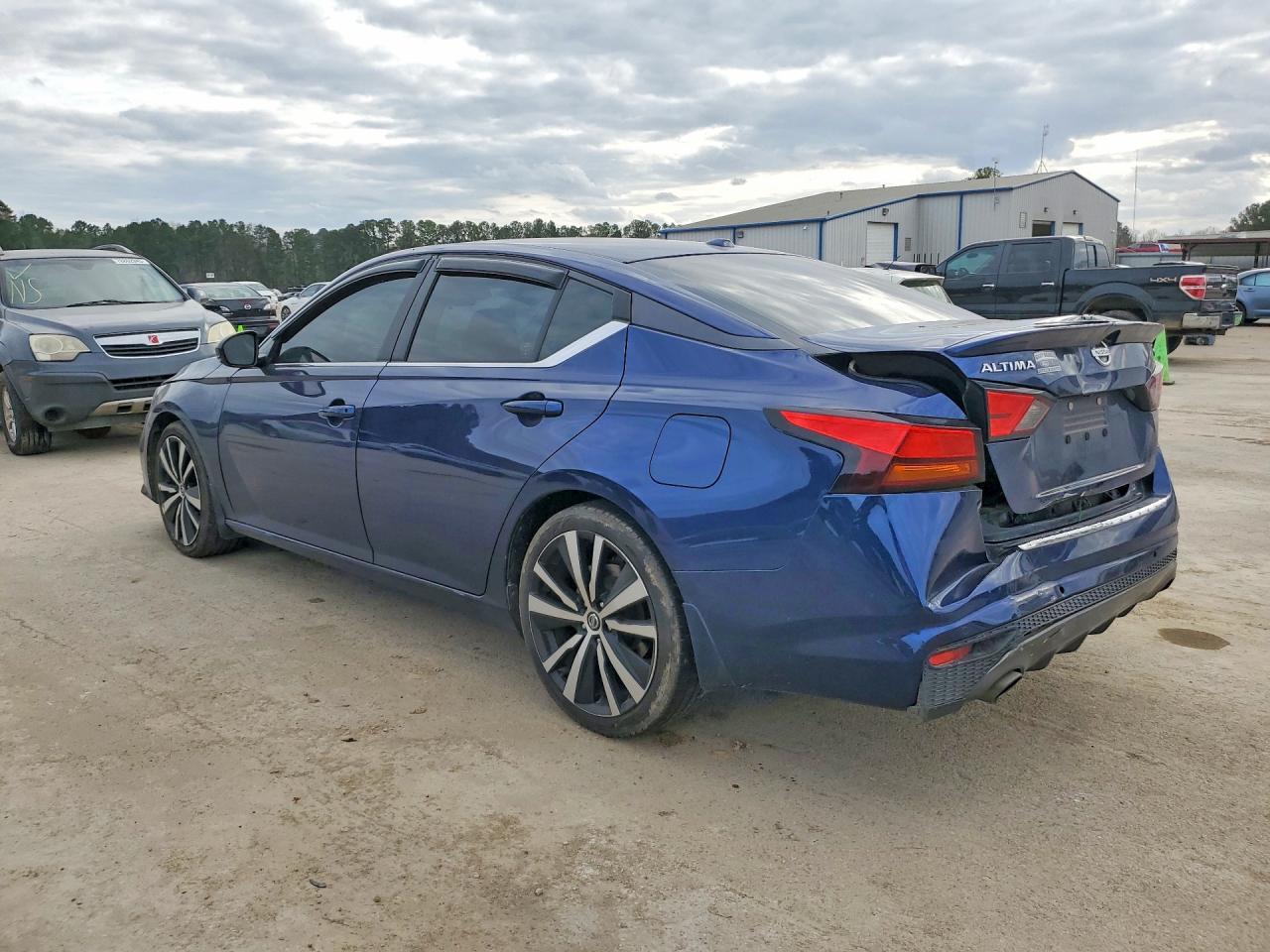 2020 Nissan Altima 2.5 Sr - Фото 2