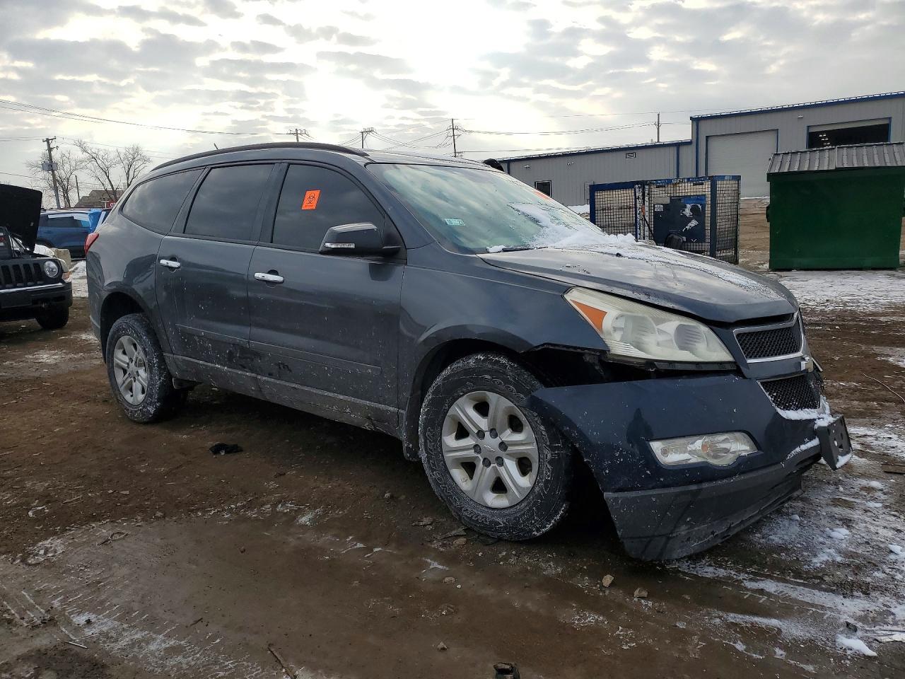 2012 Chevrolet Traverse Ls - Image 4