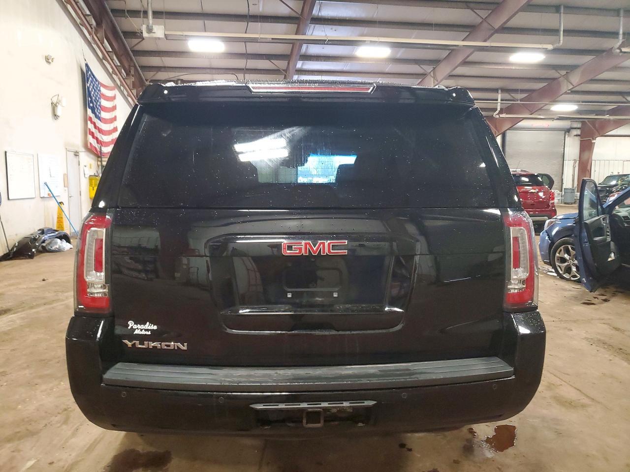 2016 GMC Yukon Slt - Фото 6