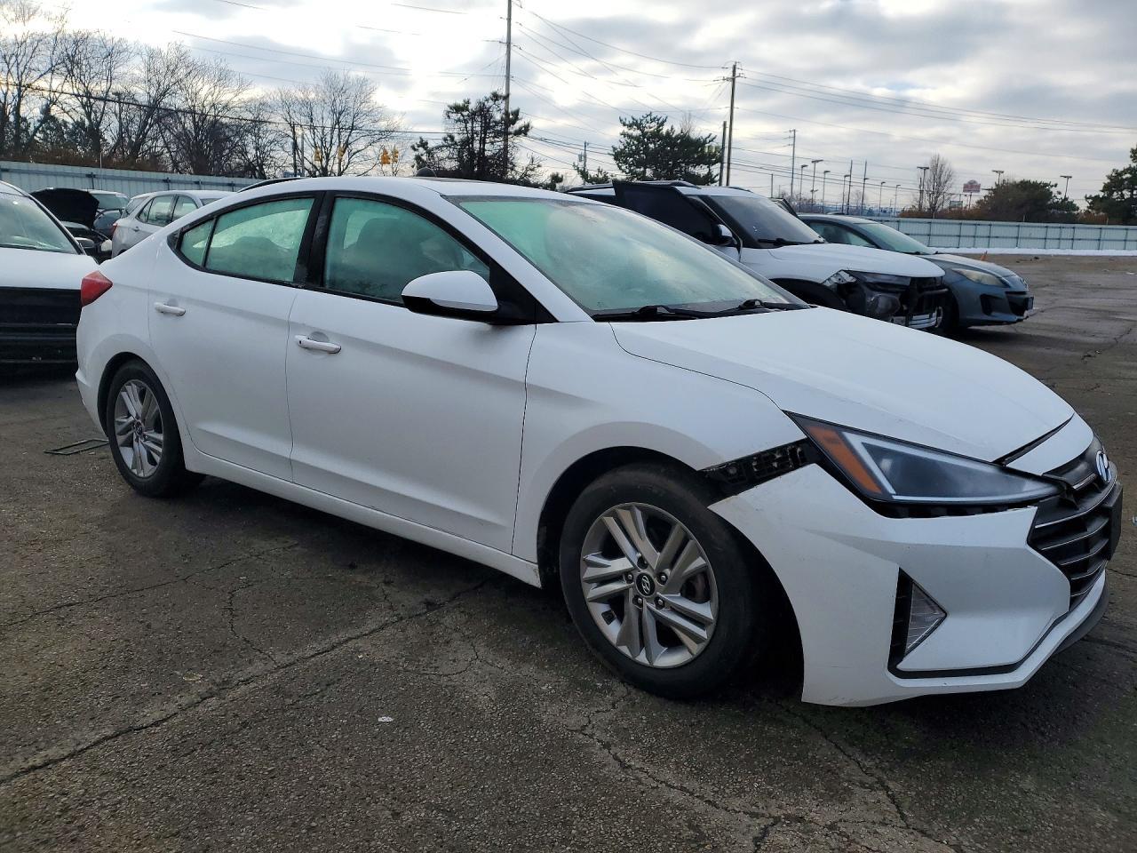 2020 Hyundai Elantra Value Edition - Фото 4