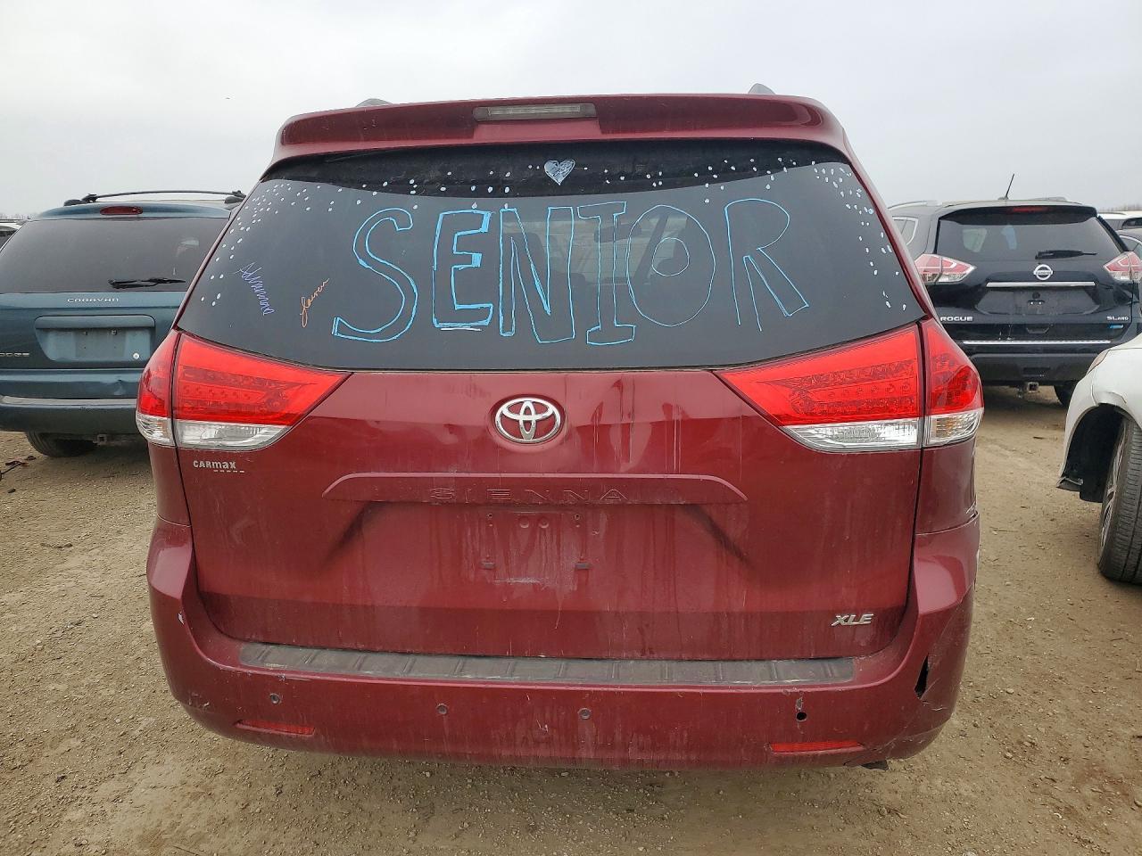 2013 Toyota Sienna - Image 6