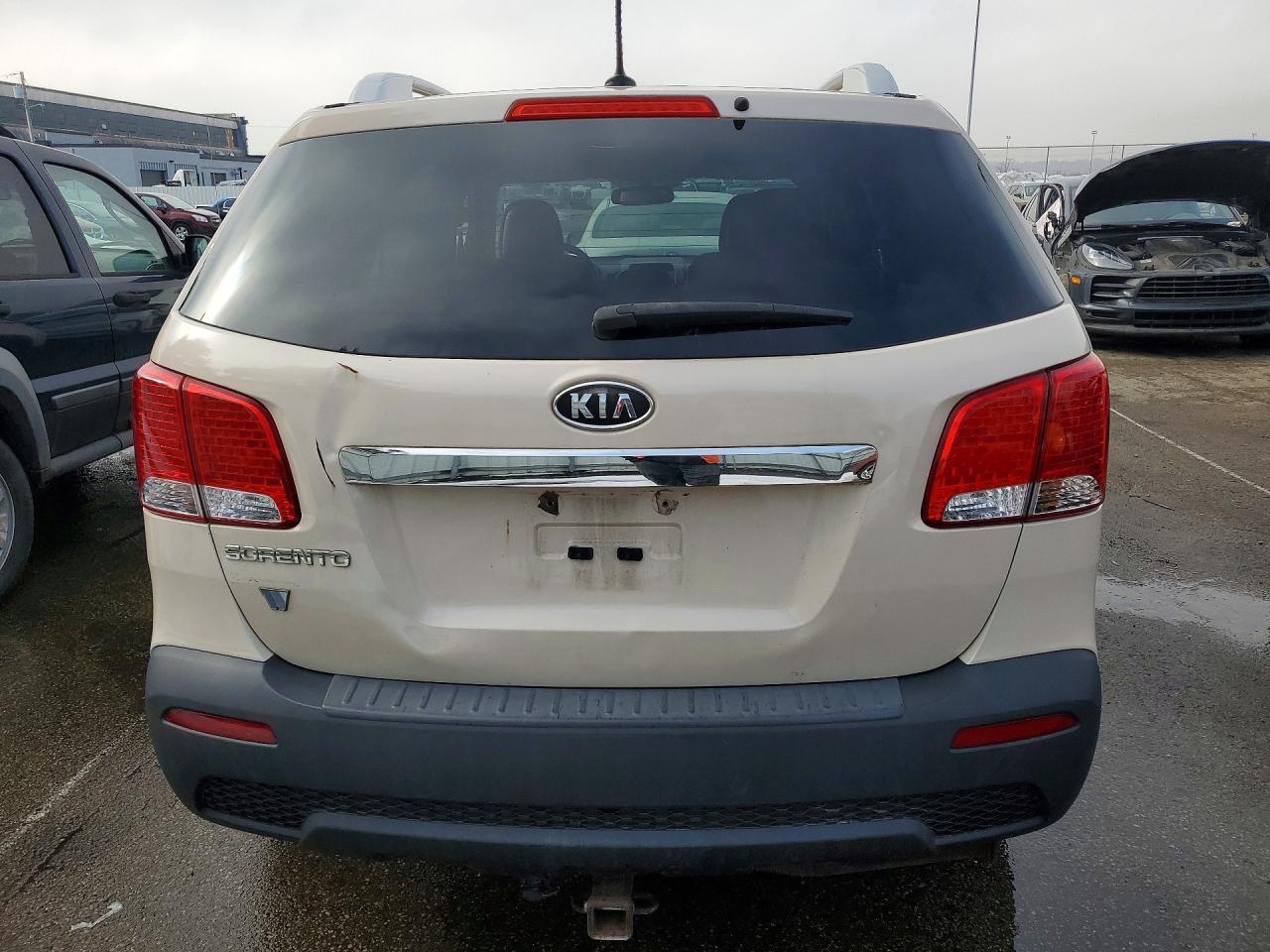 2011 Kia Sorento Lx - Фото 6