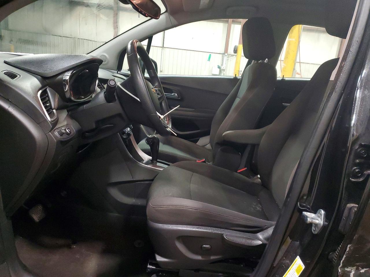 2020 Chevrolet Trax Ls - Image 7