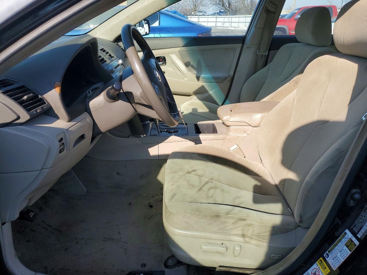 2009 Toyota Camry Le - Фото 7