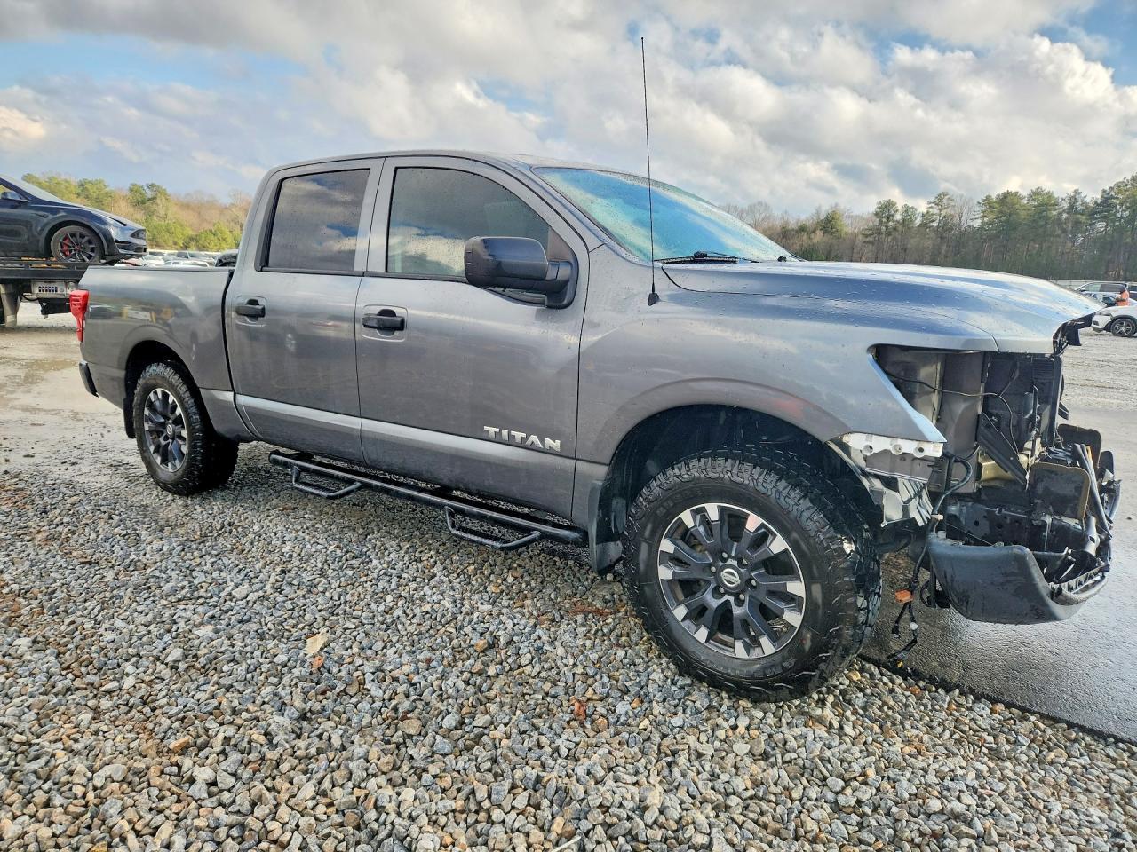 2017 Nissan Titan S - Фото 4