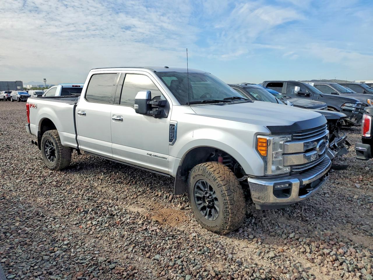 2017 Ford F250 Super Duty - Image 4
