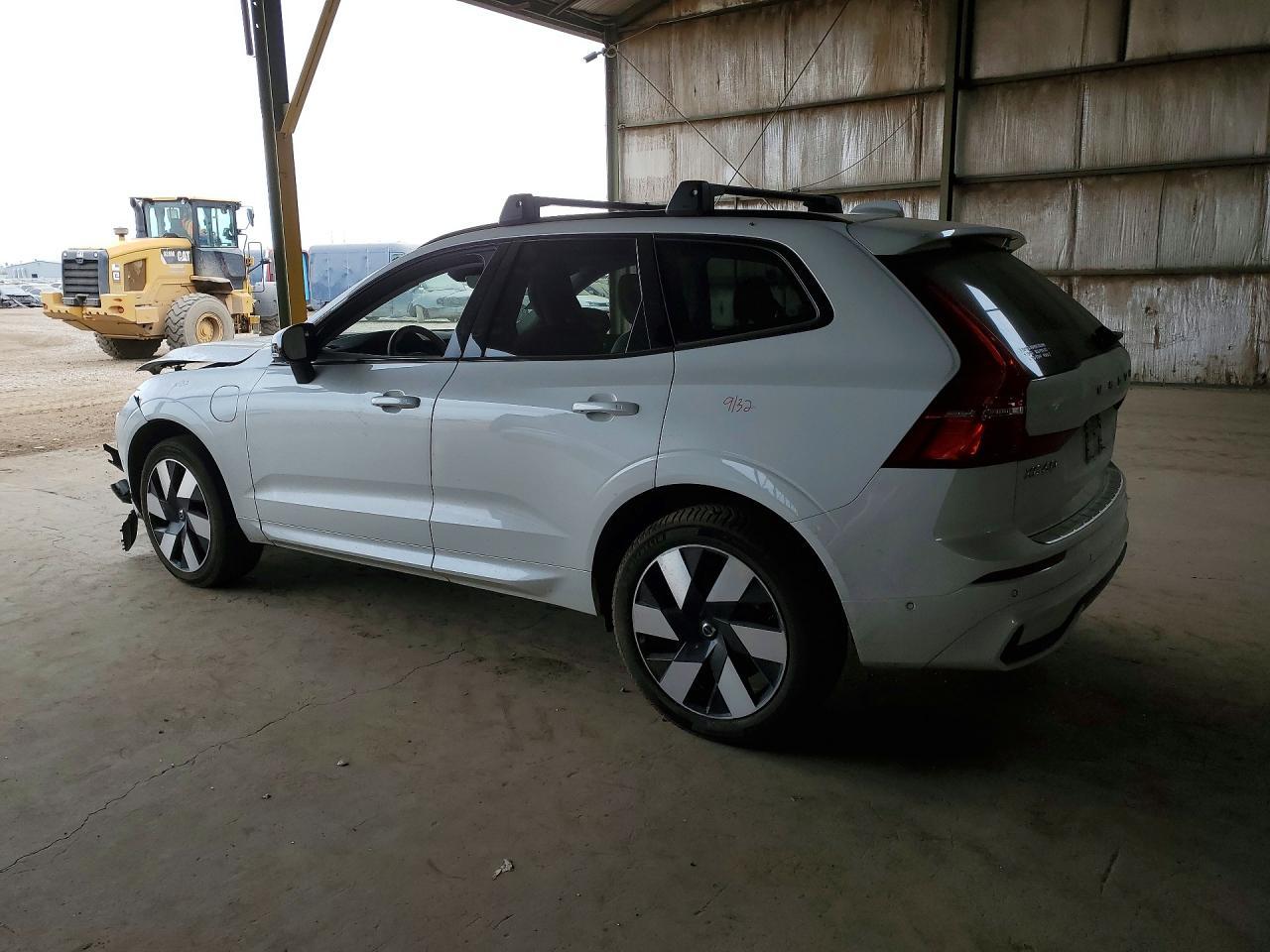 2024 Volvo Xc60 Plus - Image 2