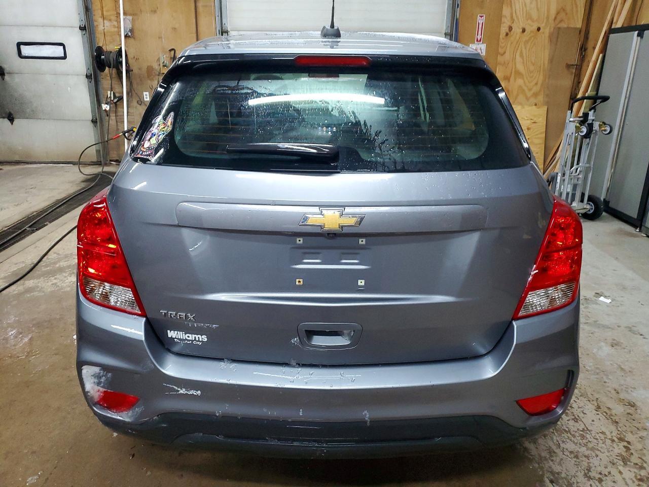 2020 Chevrolet Trax Ls - Image 6
