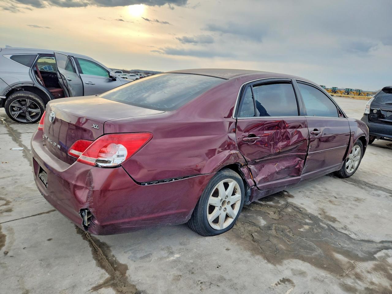 2007 Toyota Avalon Xl - Image 3