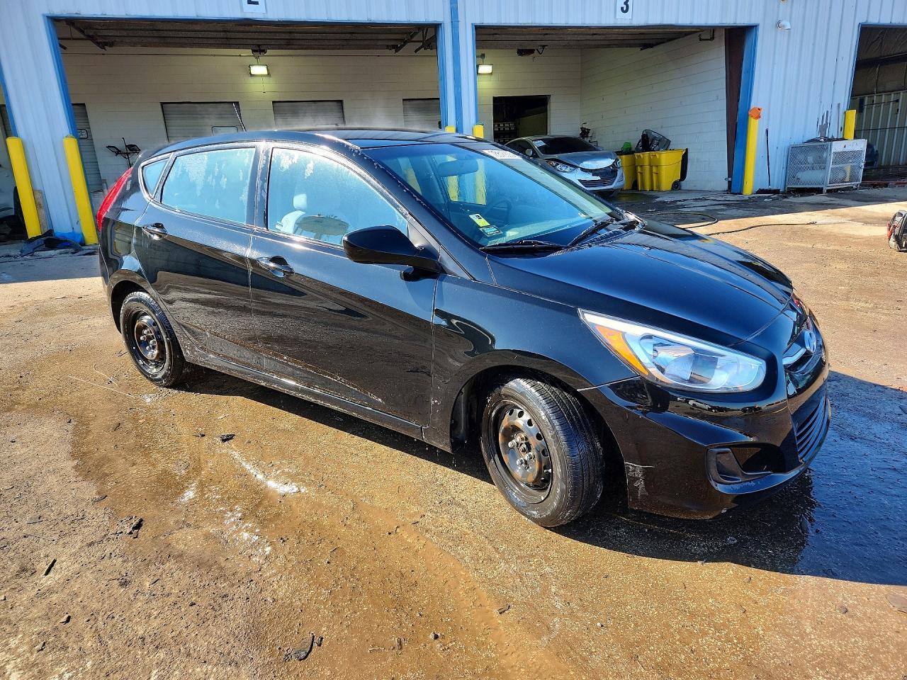 2017 Hyundai Accent Se - Фото 4