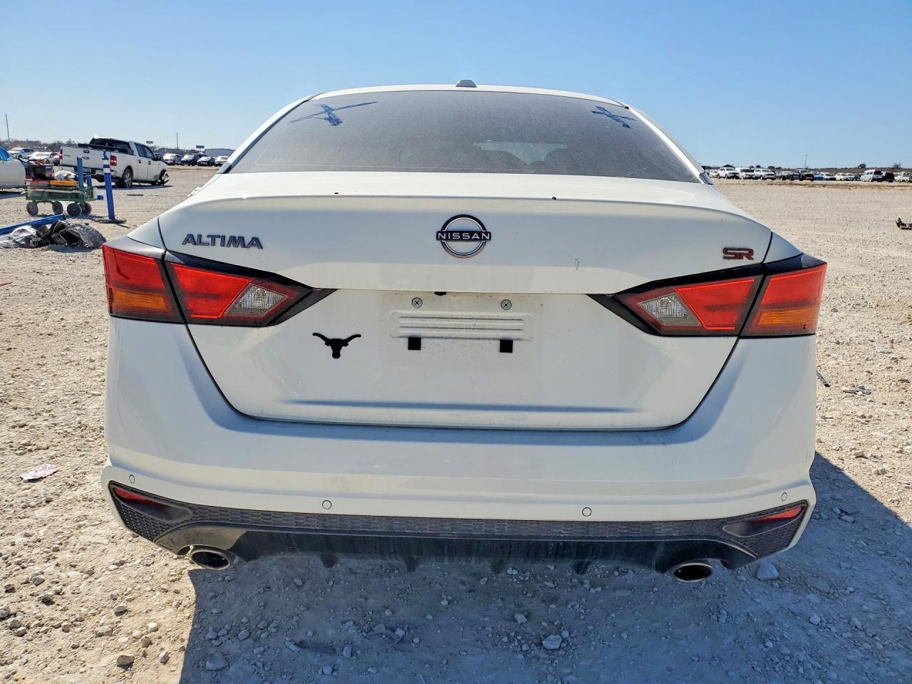 2025 Nissan Altima Sr - Фото 6