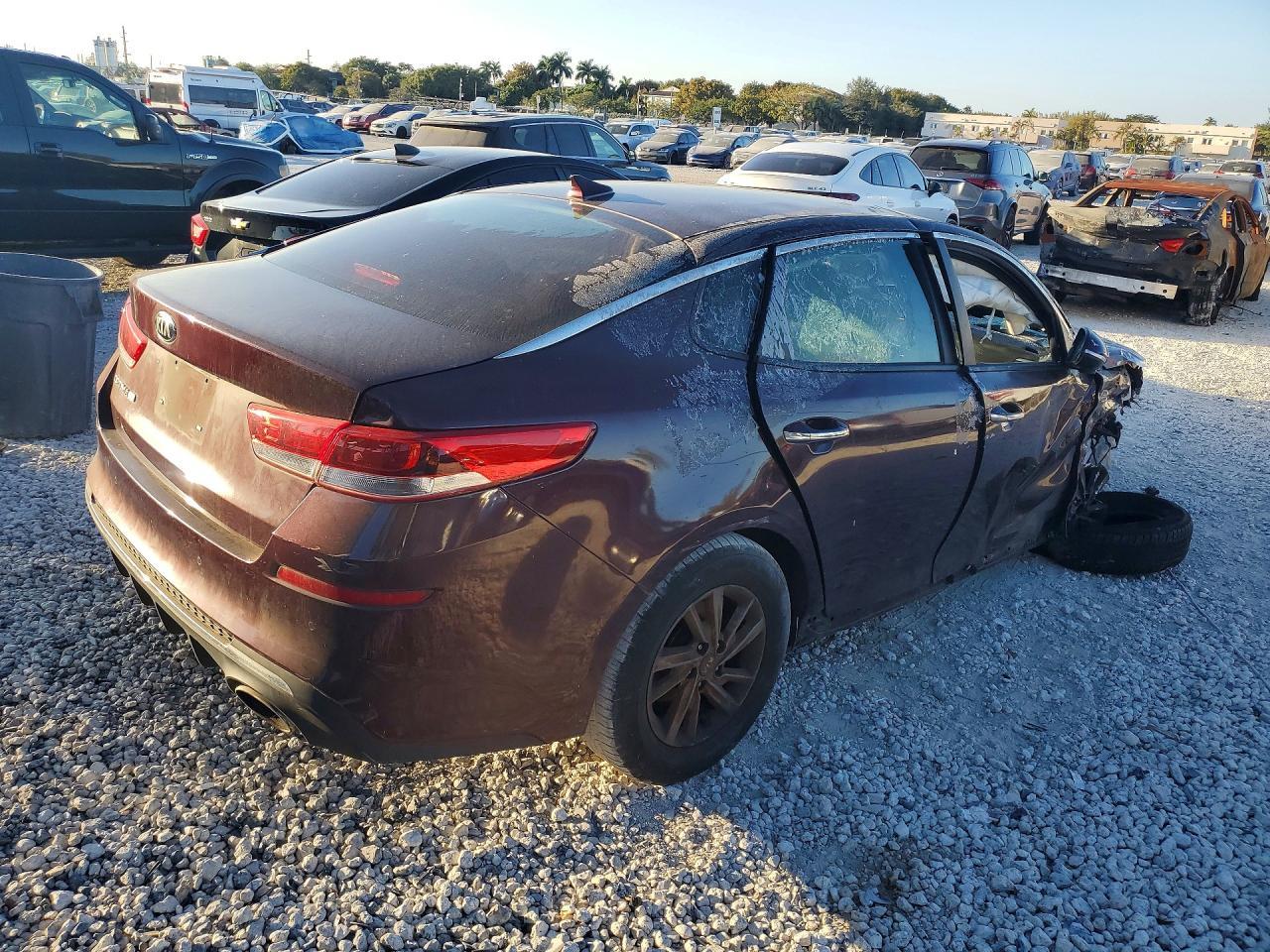 2020 Kia Optima Lx - Фото 3