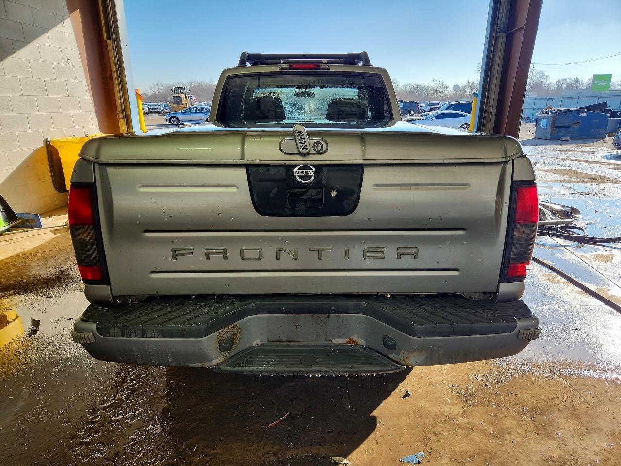 2002 Nissan Frontier Xe-V6 - Фото 6
