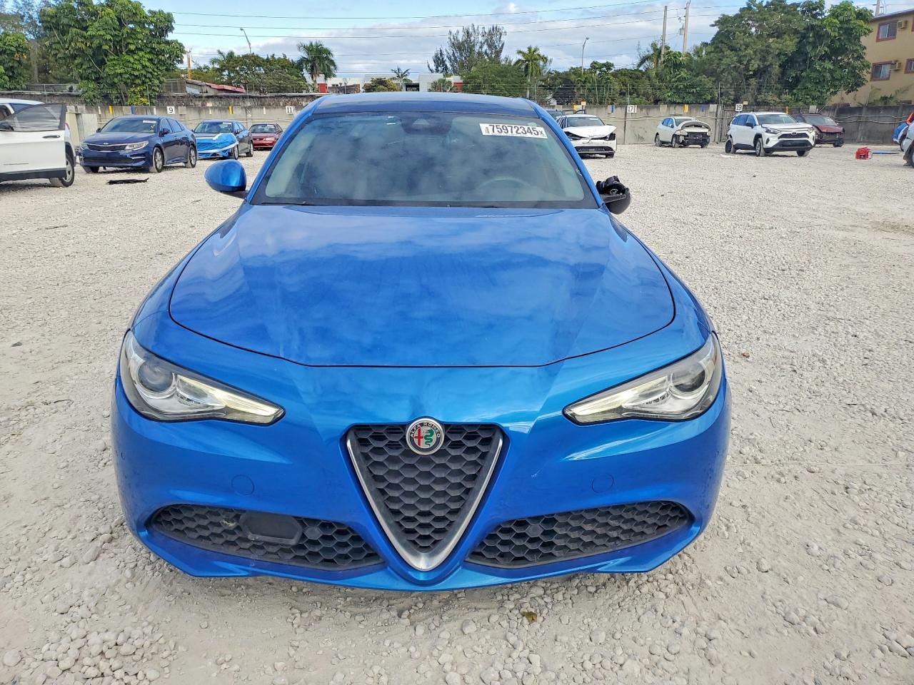 2021 Alfa Romeo Giulia Ti - Фото 5