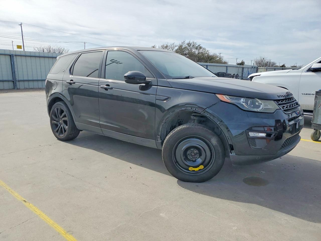 2016 Land Rover Discovery Sport Hse Luxury - Image 4