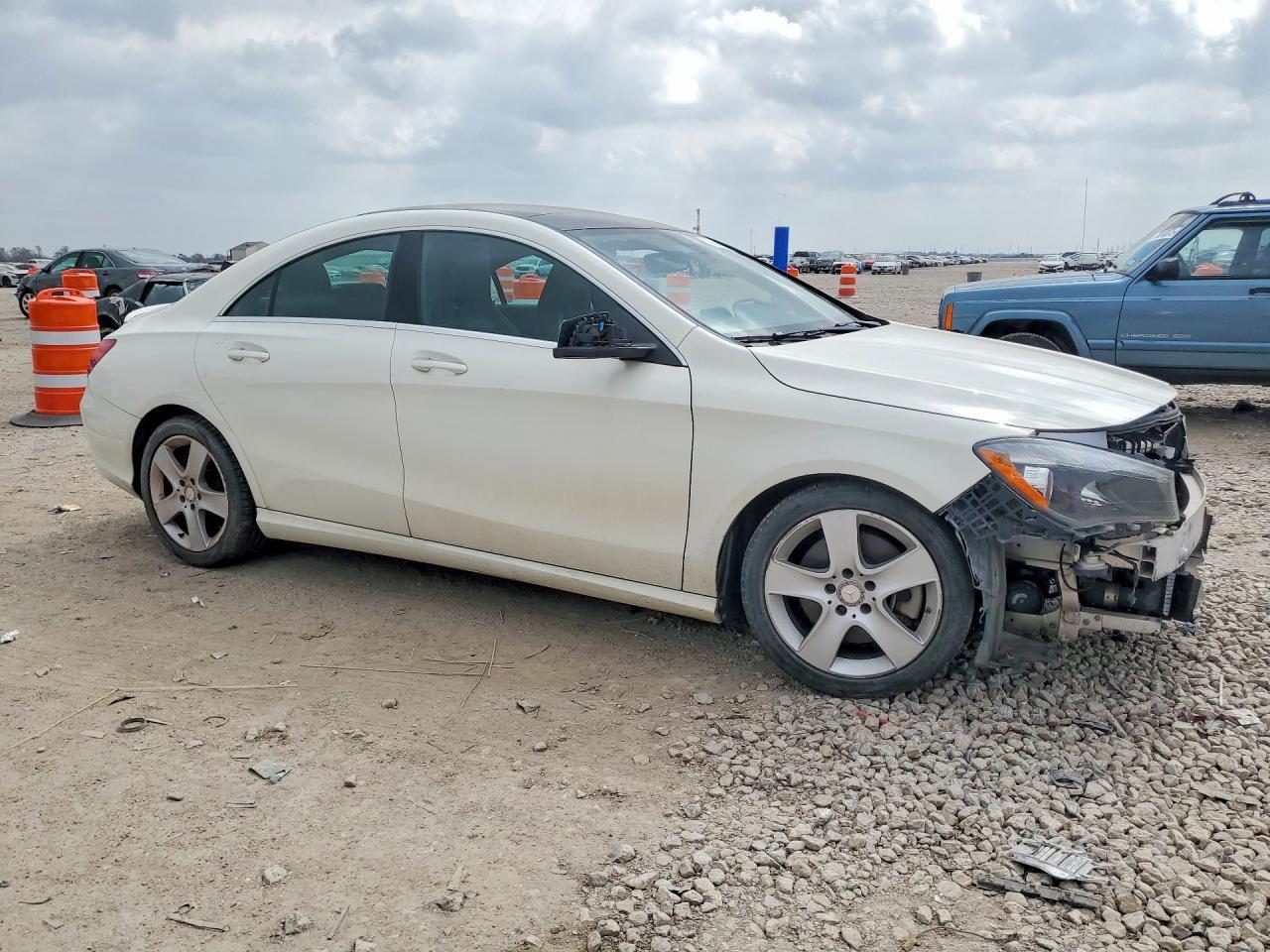 2016 Mercedes-Benz Cla 250 4Matic - Фото 4