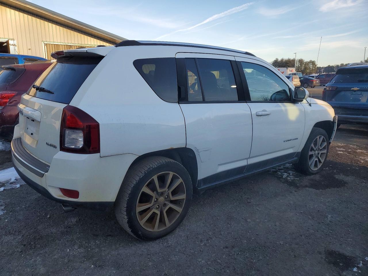 2015 Jeep Compass Limited - Image 3