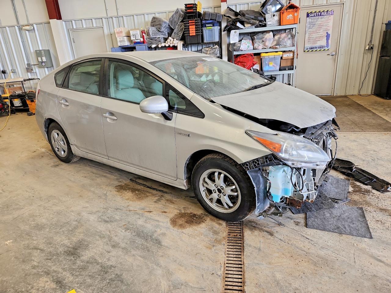 2011 Toyota Prius - Фото 4