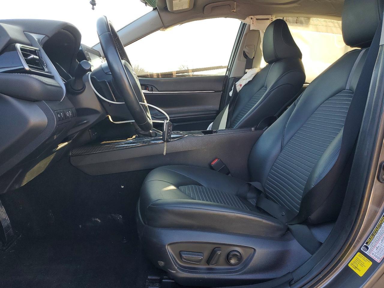 2023 Toyota Camry Se Night Shade - Image 7