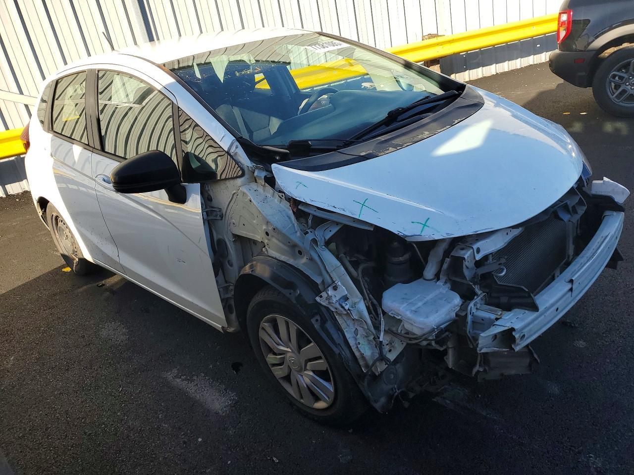 2016 Honda Fit Lx - Image 4