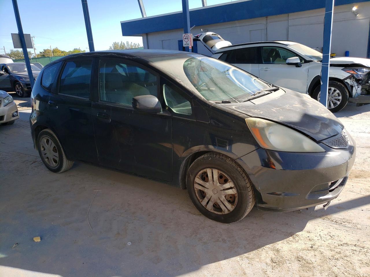 2011 Honda Fit - Фото 4