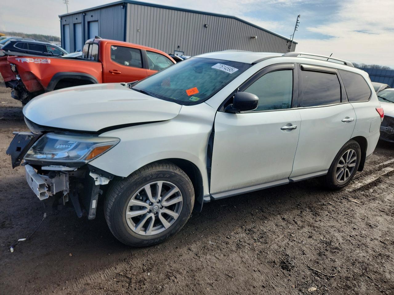2016 Nissan Pathfinder S