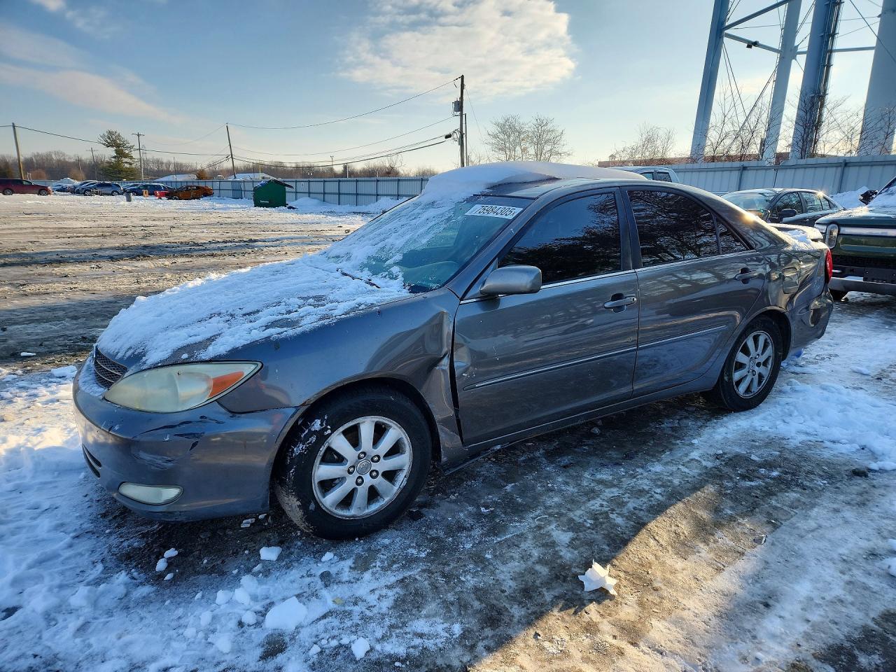 2003 Toyota Camry Le