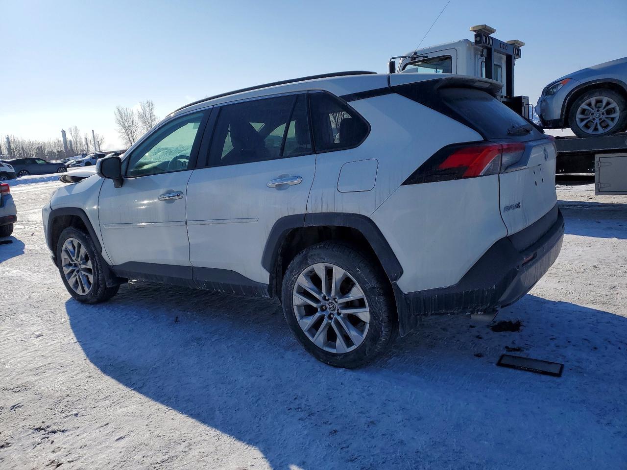 2019 Toyota Rav4 Limited - Фото 2