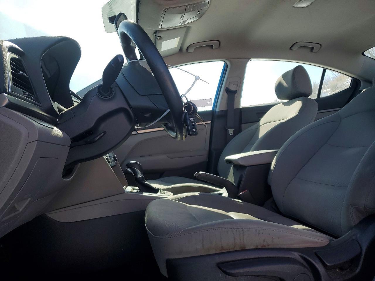 2017 Hyundai Elantra Se - Image 7