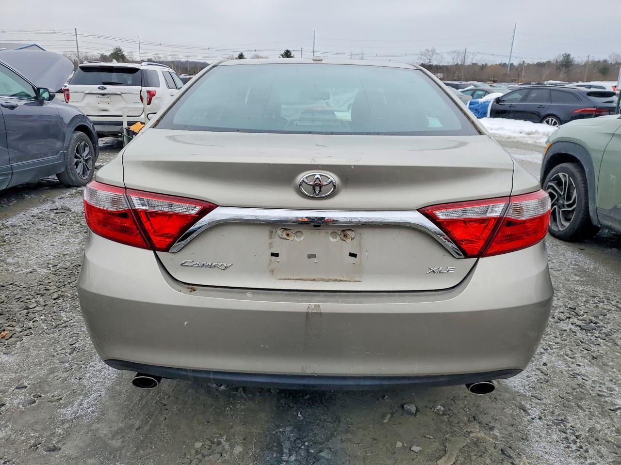 2015 Toyota Camry - Image 6
