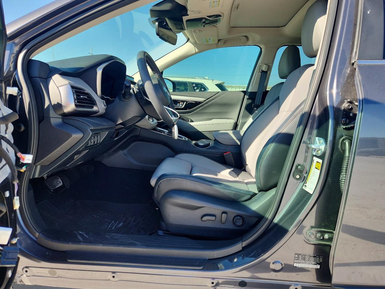 2025 Subaru Outback Limited - Image 7
