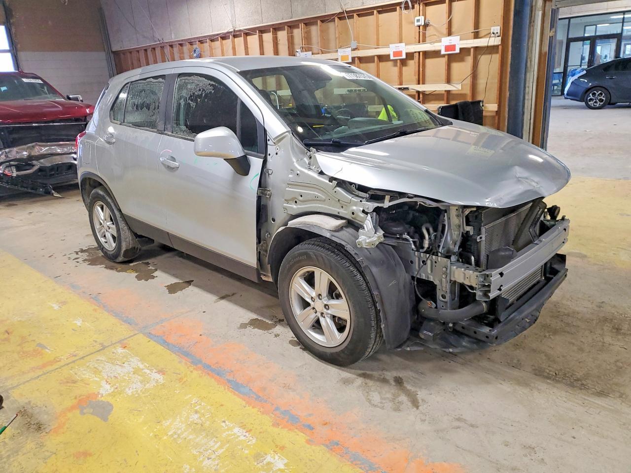 2020 Chevrolet Trax Ls - Фото 4