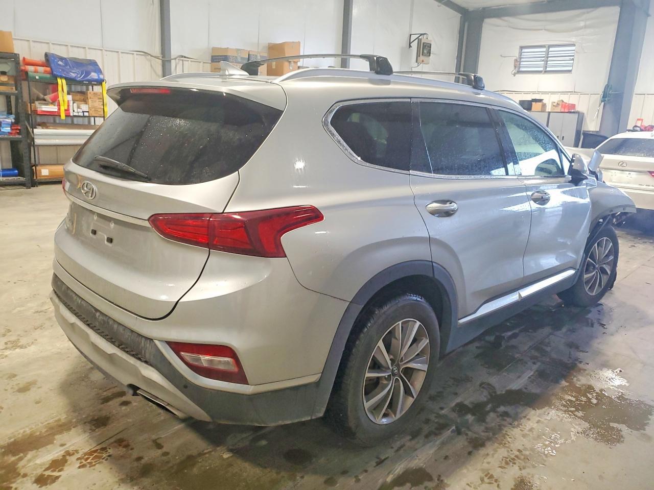 2020 Hyundai Santa Fe Sel - Image 3